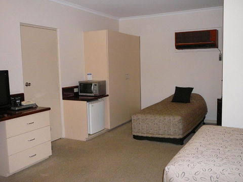 Murray River Motel - Holiday Find 3