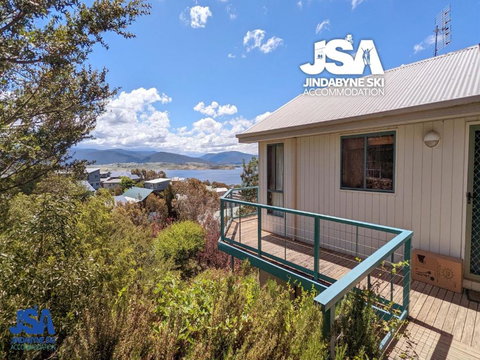 Naturescape - Holiday Find 0