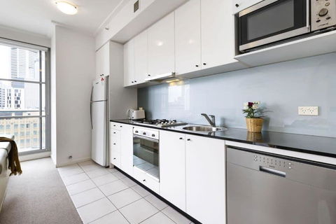 NEW! A Comfy & Stylish Apt Next To Darling Harbour - Holiday Find 3