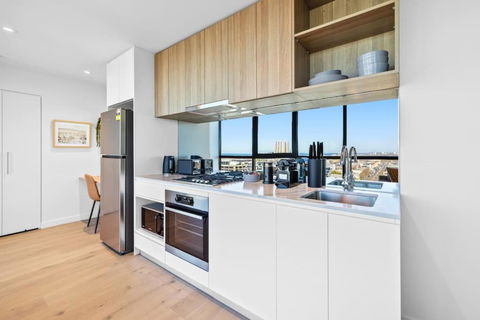 NEW Sensational Southbank Lux - Holiday Find 3