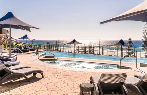 New Soul Luxe Retreat Surfers Paradise W Carpark - Holiday Find 0