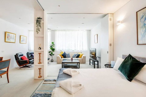 New York Warehouse Style In A Modern Passive House - Holiday Find 2