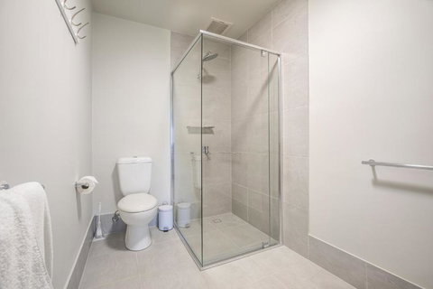 Nightcap At Chardons Corner Hotel - Holiday Find 2