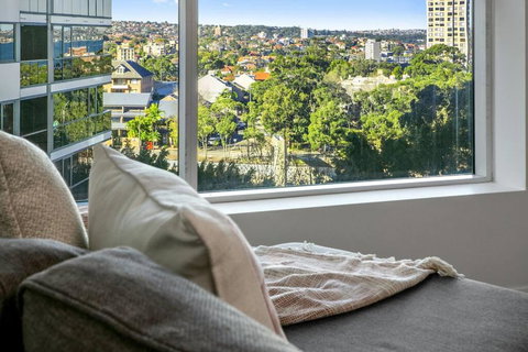 NS504 - Comfort And Convenience In North Sydney - Holiday Find 0