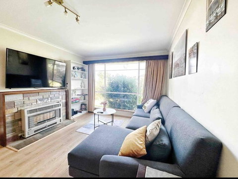 Nice 3 Bedroom House Mt Waverley - Holiday Find 3