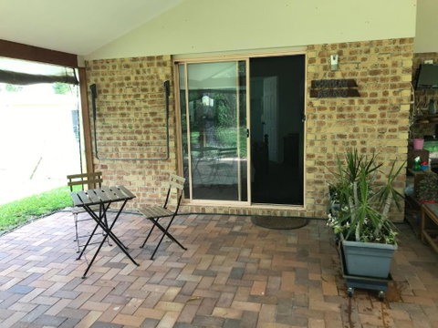 Noosa Lake Weyba - Holiday Find 1