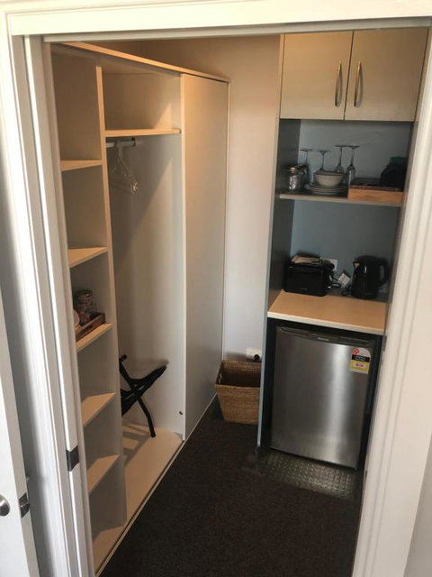 Number 10 -King Bed With Breakfast - Holiday Find 2