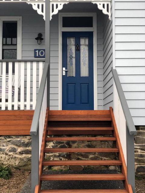 Number 10 -King Bed With Breakfast - Holiday Find 3