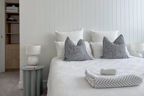 Ocean Pearl, Entire Home On The Esplanade - Holiday Find 3