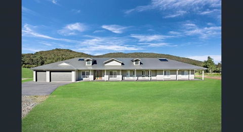 ON Keppies - BnB - Family Farm & Wedding Guest Accommodation Paterson NSW - Holiday Find 0