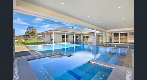 ON Keppies - BnB - Family Farm & Wedding Guest Accommodation Paterson NSW - Holiday Find 2