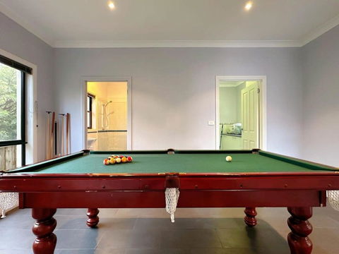 Oceanview Chic Villa 20 Min To CBD - Holiday Find 2