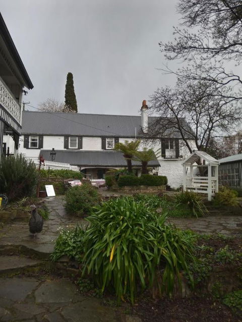 Old Colony Inn - Holiday Find 0