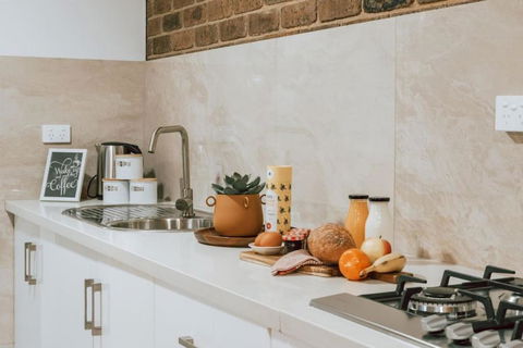 Olinda Sandstone Apartment 2 Bedroom Spa Bath - Holiday Find 0