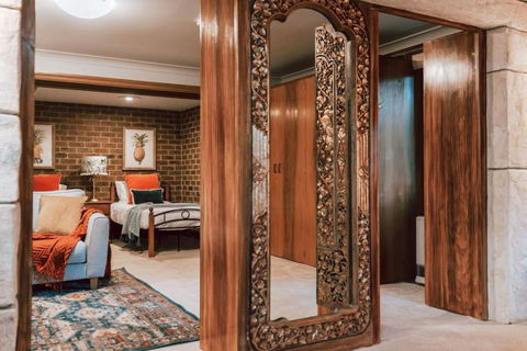 Olinda Sandstone Apartment 2 Bedroom Spa Bath - Holiday Find 1