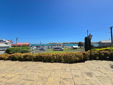 On The Terrace Stanley - Holiday Find 2