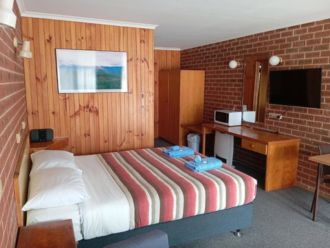 Orbost Country Road Motor Inn - Holiday Find 2
