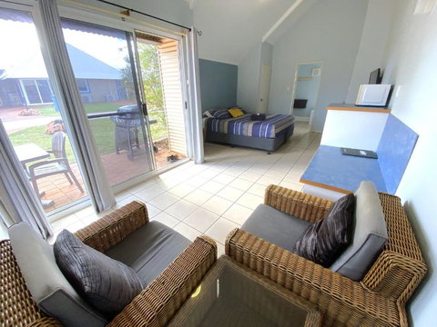 Osprey Holiday Village Unit 222 1 Bedroom - Holiday Find 1