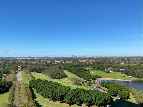 Parkside & City View In Sydney Olympic Park - Holiday Find 0