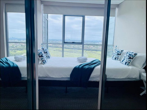 Panoramic City View 3bedroom Condo Wi-Fi Parking - Holiday Find 3