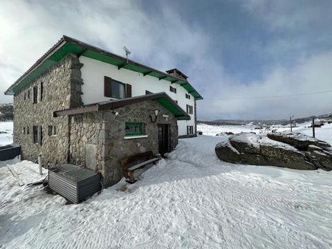Peer Gynt Ski Lodge - Holiday Find 0