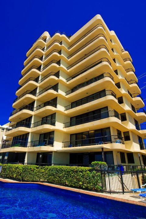 Pelican Sands Beach Resort - Holiday Find 2