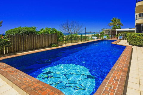 Pelican Sands Beach Resort - Holiday Find 1