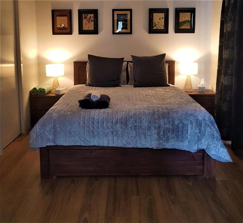 Pemberton Japanese Garden Studio - Holiday Find 3