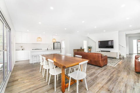 Perfect For Families And Groups - Large 5 Bedroom - Holiday Find 0