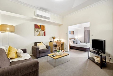 Perth Premium 1 Bedroom - Holiday Find 1