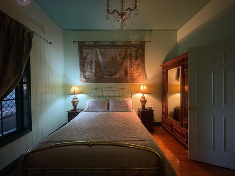 Pitstop Lodge Guesthouse B&B - Holiday Find 3