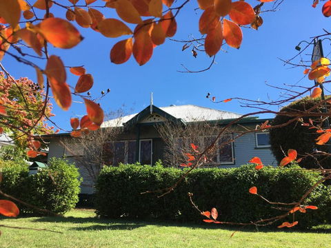 Pitstop Lodge Guesthouse B&B - Holiday Find 1