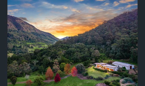 Private Luxury In The Mountains With Running Creek - Holiday Find 0