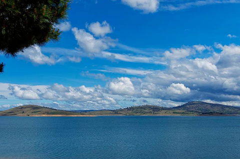 Rainbow Pines Tourist Caravan Park - Holiday Find 0