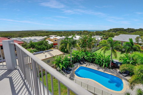 Rainbow Towers 2 Rainbow Beach - Holiday Find 3