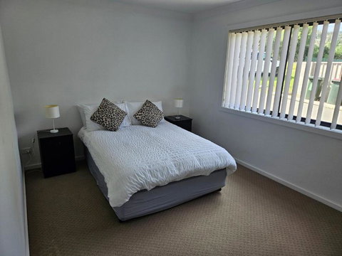 Quintet 1 155 - Holiday Find 2