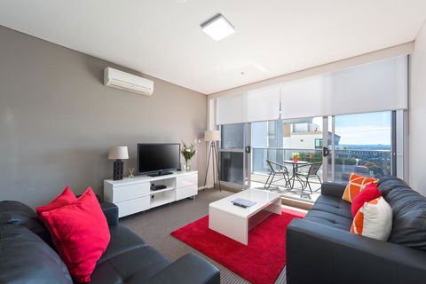 Astra Apartments North Sydney - Holiday Find 0