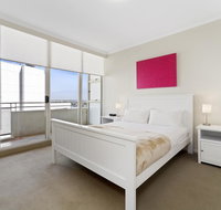 Astra Apartments Sydney - Kent Street - Holiday Find