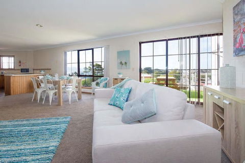 Astro Place - Holiday Find 1