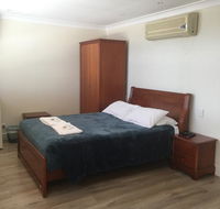 Aussie Hotel  Motel - Holiday Find