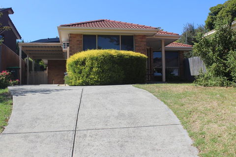 Australian Home Away @ Doncaster Anderson Creek 2 - Holiday Find 1