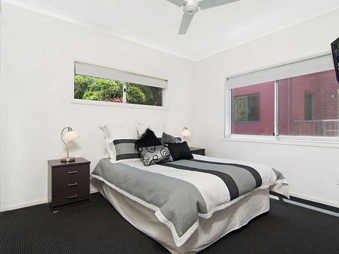 Avalon 3 - Views To Die For - Across The Road From Convent Beach - Holiday Find 1