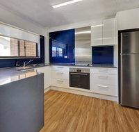 Azure Beach Stop - Holiday Find