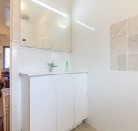 B7 Close to UWA Swan River Cafes and The New Children's Hospital - Holiday Find