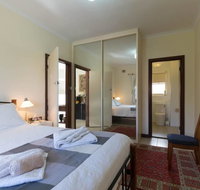 B9 Close to UWA Swan River Cafes and The New Children's Hospital - Holiday Find