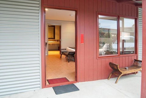 Bairnsdale Motel - Holiday Find 3