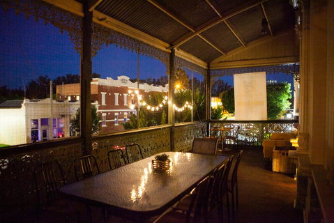 Balcony Level - Heygarth House - Port Of Echuca Townhouse - Holiday Find 1