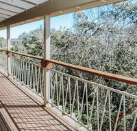Banksia Beach House - Holiday Find