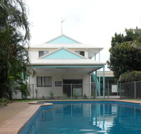 Bargara Beach Motor Inn - Holiday Find