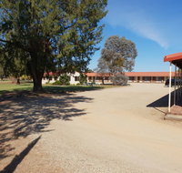 Barooga Golf View Motel - Holiday Find
